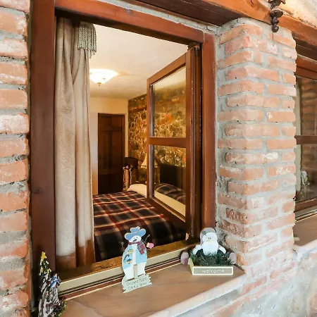 Lavish Holiday In Pella With Jacuzzi Prázdninový dům *